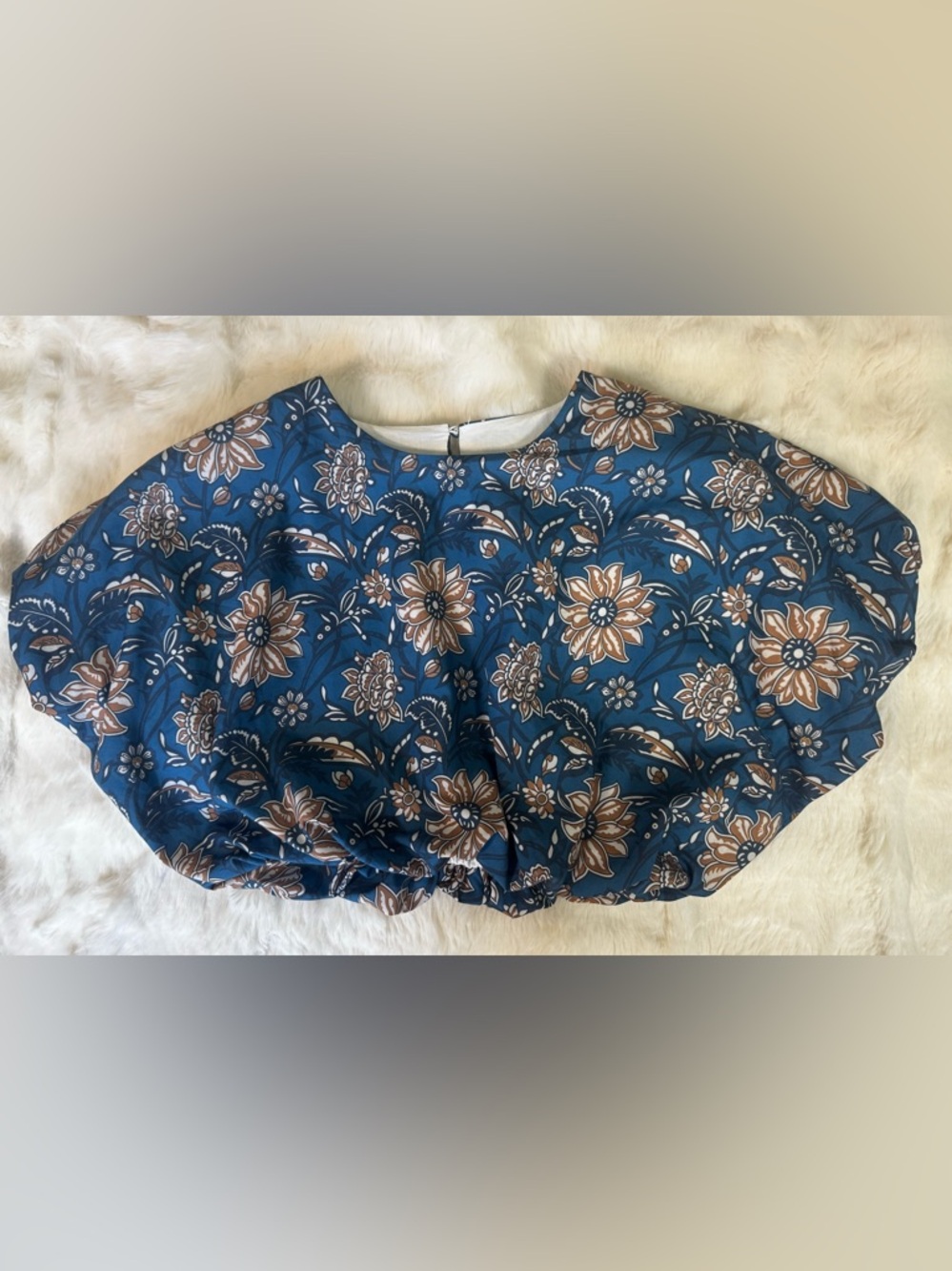 Floral Print Blue Crop Top with Gathered Hem